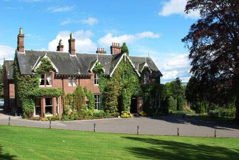 Lands Of Loyal Hotel Alyth Esterno foto